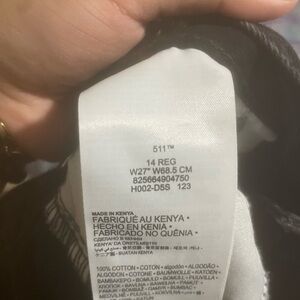 Black Levi’s Shorts